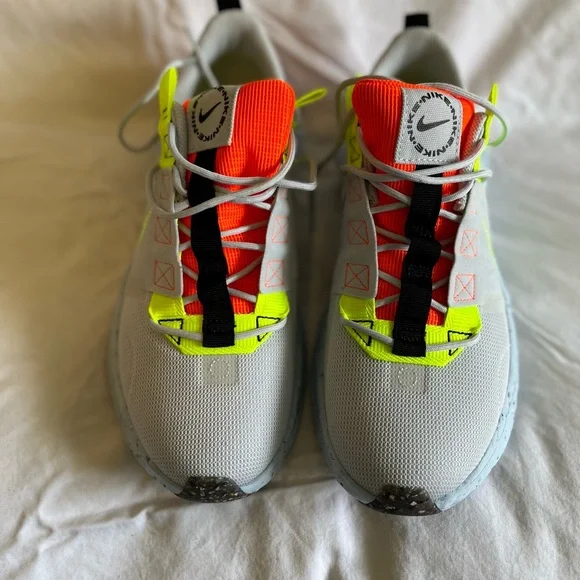 👟♥️NWT Nike Sneakers; super cute in Grey, Orange and Lime - Picture 10 of 12